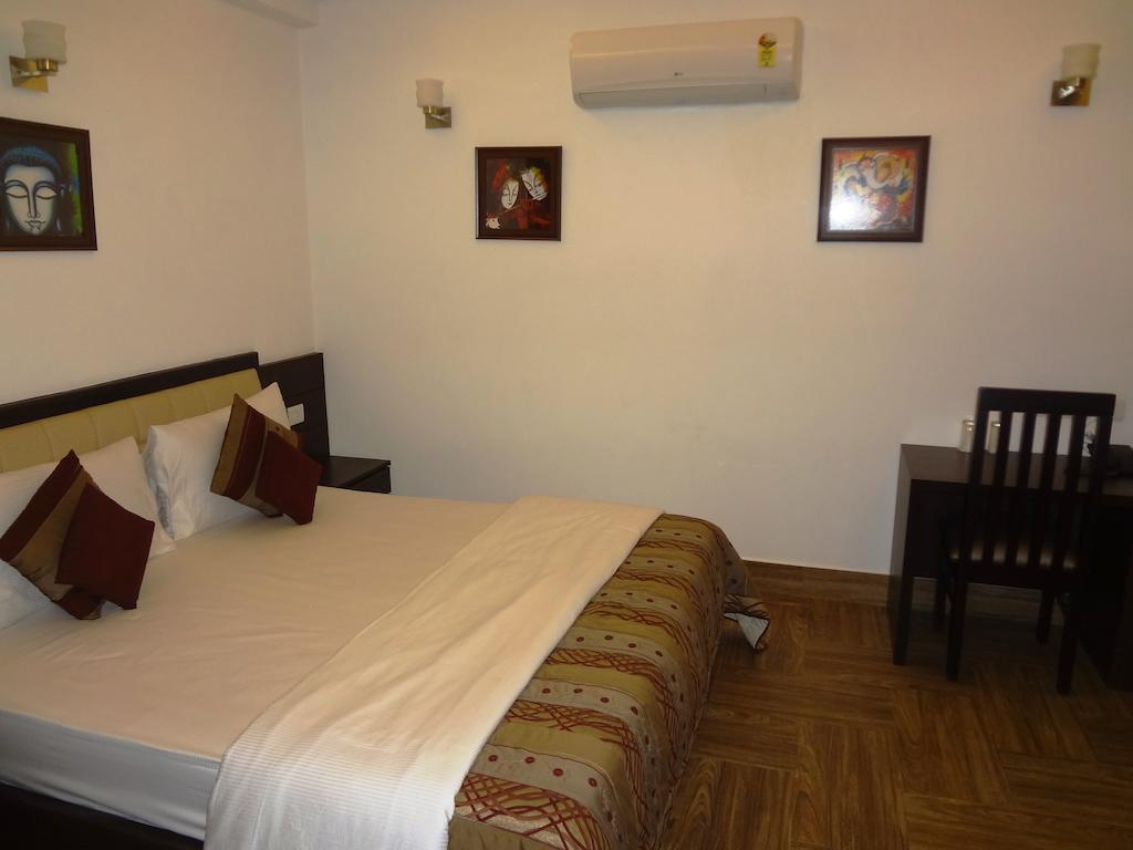 Rr Residency Hotel Delhi Kültér fotó
