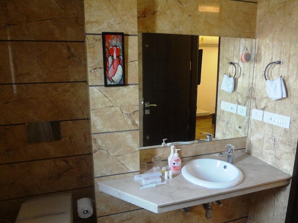 Rr Residency Hotel Delhi Szoba fotó