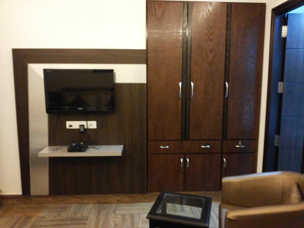 Rr Residency Hotel Delhi Szoba fotó